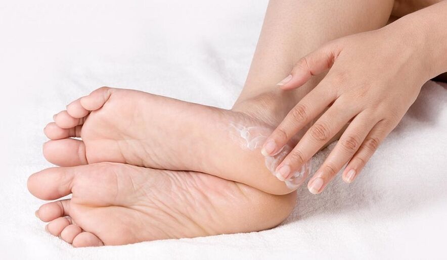 tratamiento de hongos en los pies con ungüento